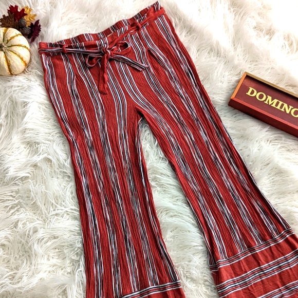 Sky and Sparrow Stripe Crop Pants - Picture 2 of 12